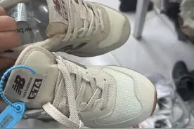 315特别报道|乌海一消费者称遭遇洗鞋纠纷：三次修复未果，赔付新鞋陷“真假之争”图片