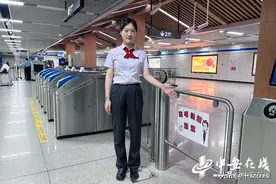 合肥：中高考期间考生及家长免费乘地铁图片