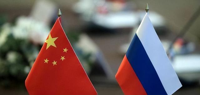 1200万发炮弹到位？拉夫罗夫赶到中国，普京明白：该向中国交底了
