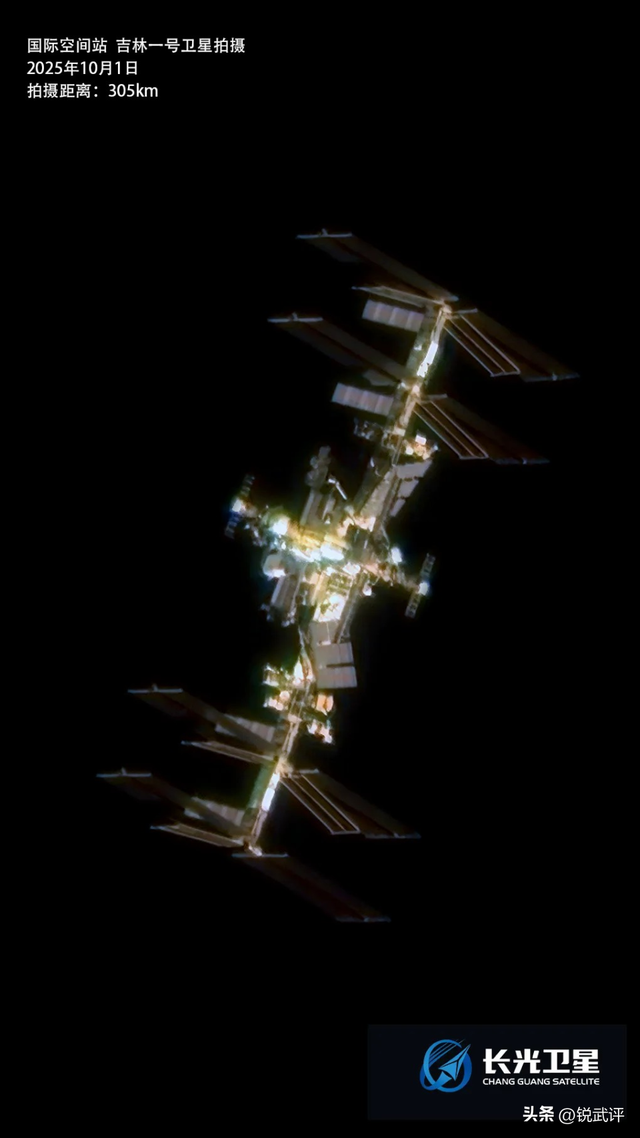 宇宙博弈！中美卫星太空激情互拍，美国重返月球竞赛已落后中国