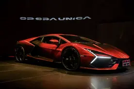 新车 | V12发动机+3电机插混，兰博基尼Revuelto Opera Unica国内亮相图片
