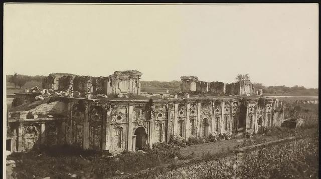 圆明园被毁150年后，专家准备对其修复时，意外发现50000多件文物