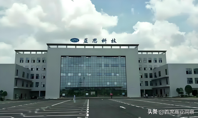 从打工妹到千亿身家，55岁女掌门拿下万台机器狗订单，冲刺AI硬件