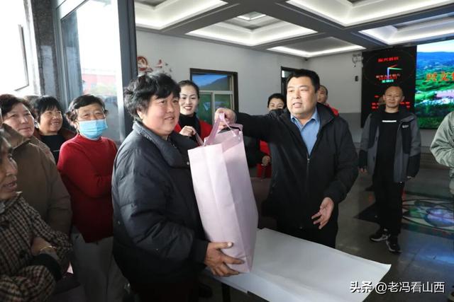 长治上党振兴小镇举办第十四届重阳文化旅游节系列活动！