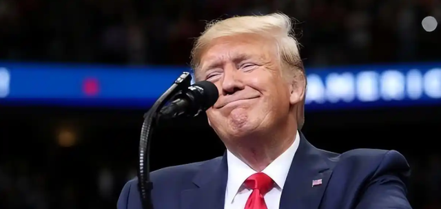 突然不“管”世界了？美国放弃全球霸权，狠心收缩死磕自家后院！