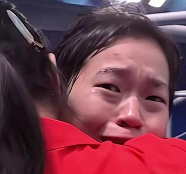 豪宅风波升级！专家建议拆除全红婵雕像，樊振东的话终于有人信了