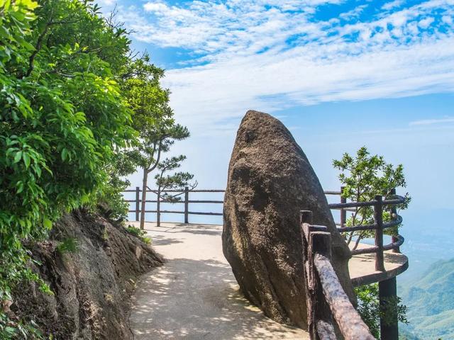 从夏到秋，九华山花台这条“天路”竟藏着皖南最清凉的诗