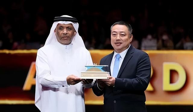 刘国梁辞职4个月后，新身份曝光，这才是真正的王者归来！