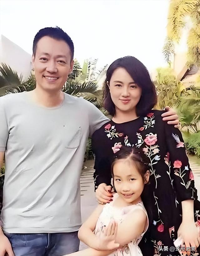 辛柏青丧妻刚满100天，离谱的事就发生了，被撮合娶马伊琍引争议