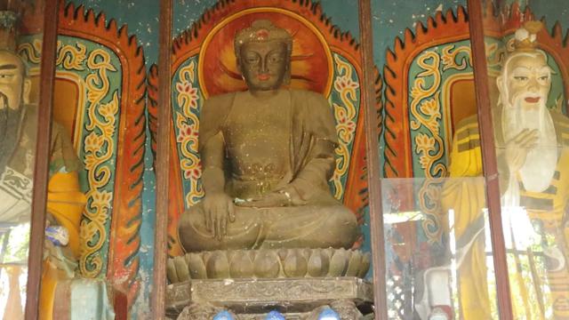 今天来到玉溪，误入龙泉胜地，古寺龙宫，泉池清澈，桃源仙境