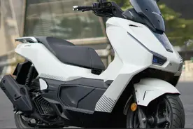 新车｜16980元起，五羊本田NWG150上市，提供双通道ABS/智能尾箱图片