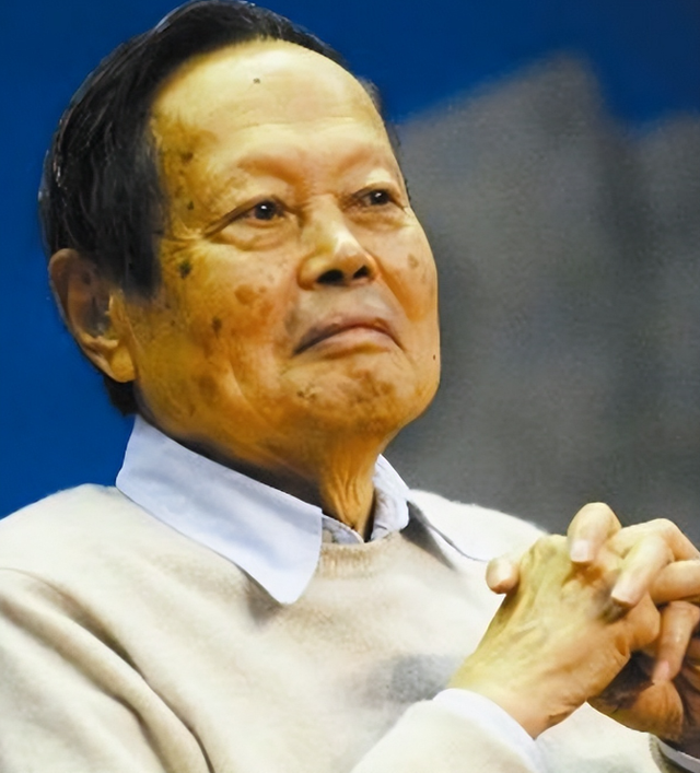 杨振宁的年薪到底有多高？知道真实数据后，才发现对他误解太深