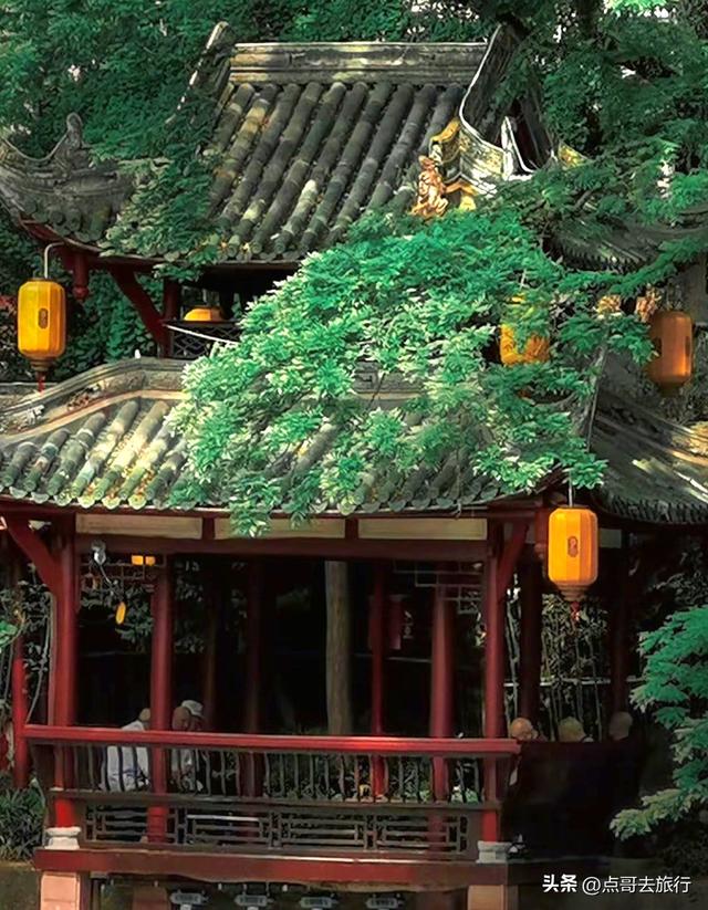 成都清凉避暑胜地，千年前就已闻名，风景如仙境，地铁公交直达！