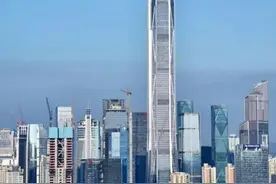 深圳有钱人越来越多，奇怪买汽车人越来越少，买电动车人越来越多图片