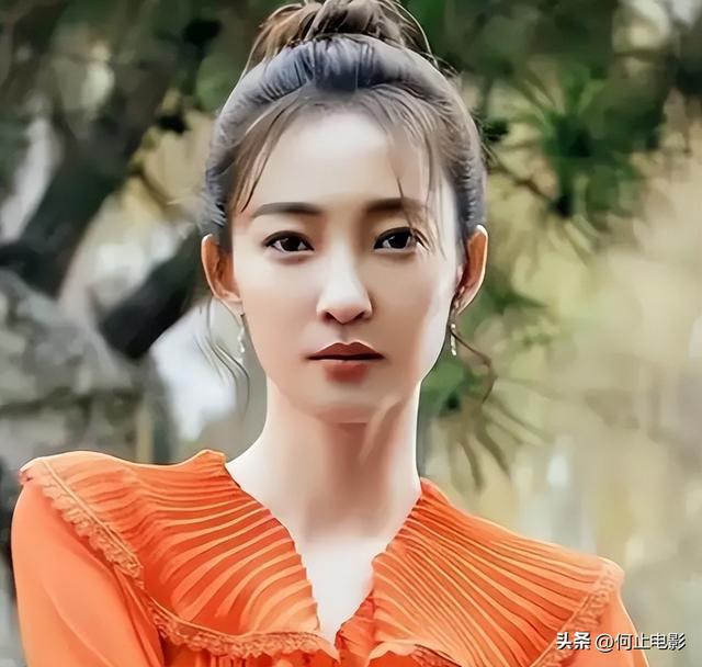 诈骗13.9亿，千万豪车、成堆金条被拍，才知王丽坤夫妇究竟多奢靡