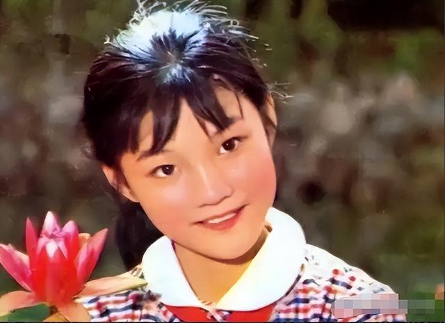 她11岁被导演看中，与名导同居多年被抛弃，如今复出却无人问津