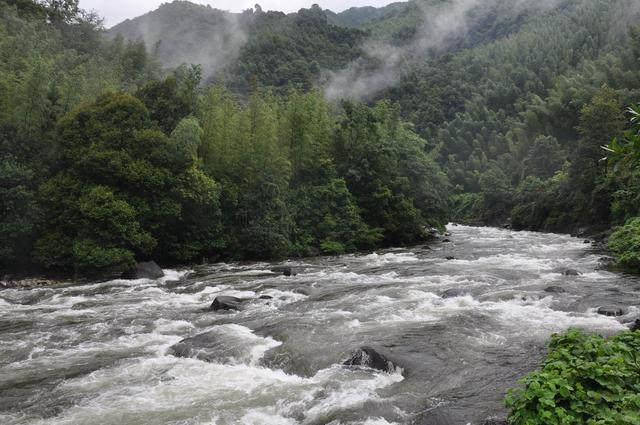 游桂林山水