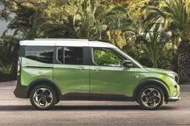 福特全新MPV来袭，配燃油+纯电双动力，空间宽敞舒适，很适合家居图片