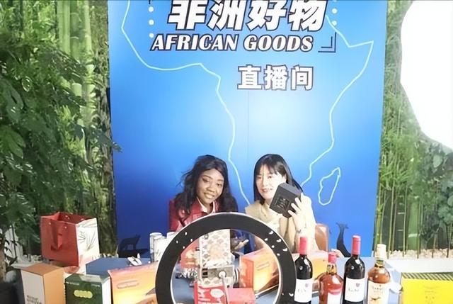 特朗普出重锤！对51国加税话音刚落，中国宣布：对53国给予零关税