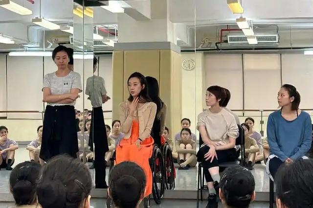 她成功挤走央视导演原配，上位1个月就终身瘫痪，外界议论是报应