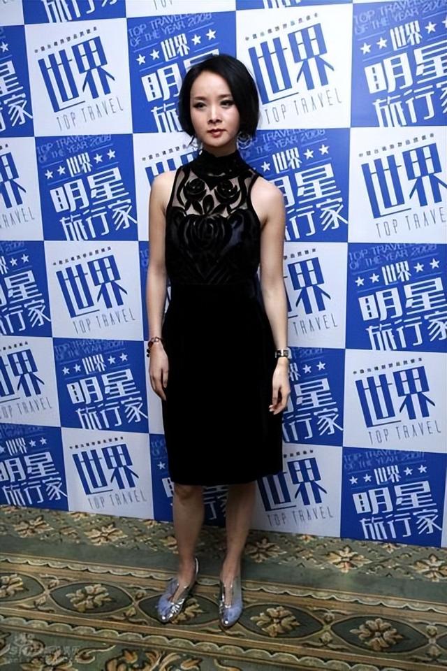 吃里扒外！定居美国13年，回国捞金惨遭“驱逐”，52岁活成了笑话