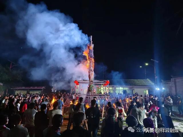 7月18日，普淜镇八甲地火把节，邀您共赴“火的盛宴”！