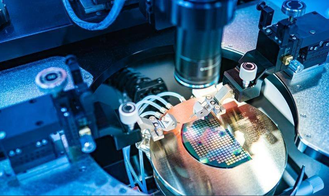 中美元首会晤后，荷兰突然对中企再下狠手，傻眼的是谁？