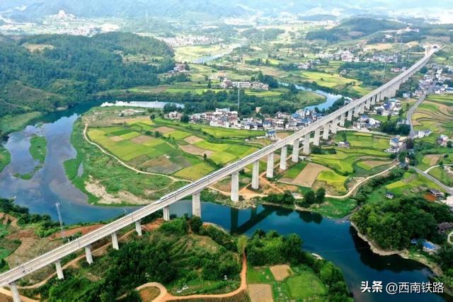 贵阳出发最快1小时12分钟，这里太美