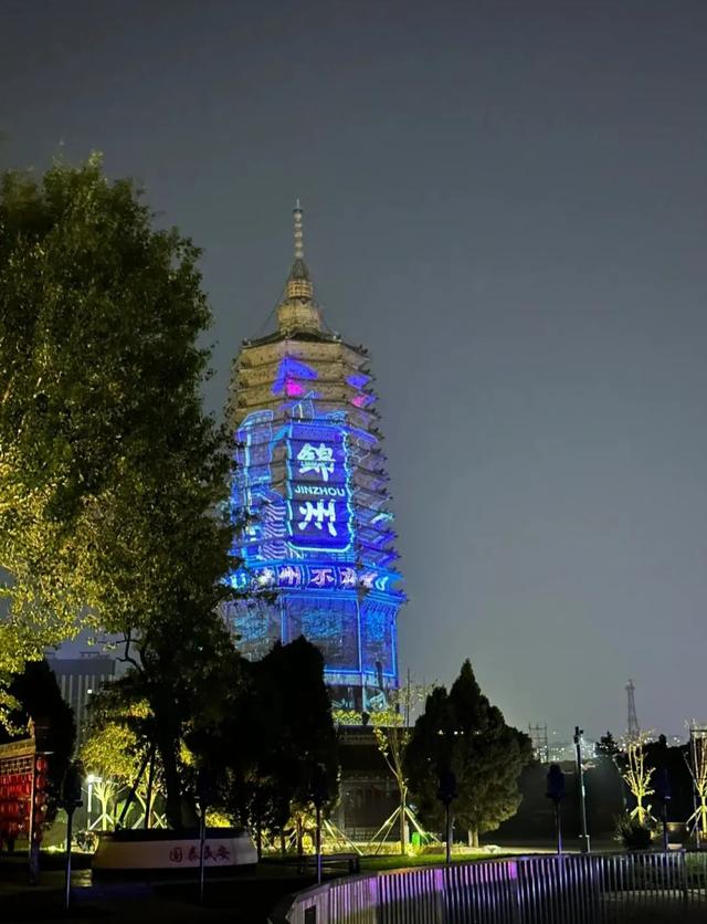 东北十大城市出圈指南:钢铁巨兽到冰城雪雕,谁是你心中的TOP1?