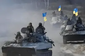 澳大利亚打响第一枪，100士兵进入乌克兰，49辆坦克抵达波兰图片