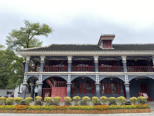 跟着男朋友到了遵义生活了一年了，说实话，我羡慕遵义的生活