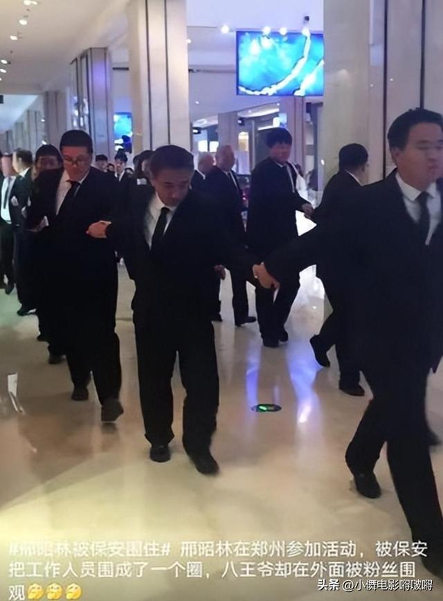 明明只是戏子，却把自己当大腕，论“耍大牌”，这6位明星够丢人