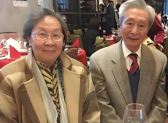 86岁宋世雄现状：定居北京老到认不出，托举儿女成才却都不在身边