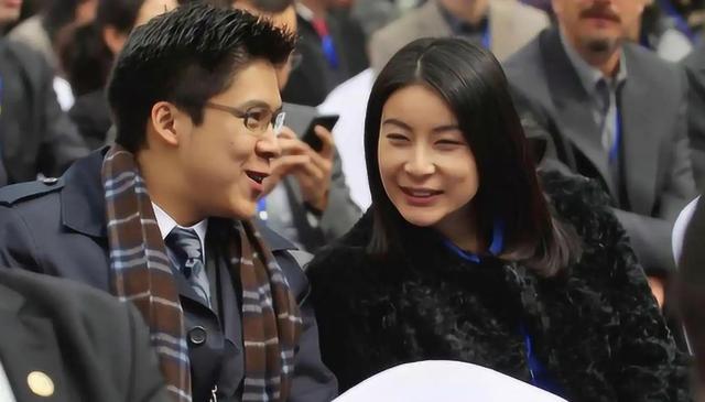 央视对郭晶晶的称呼变了	，三字之差释放强烈信号，霍震霆全说对了