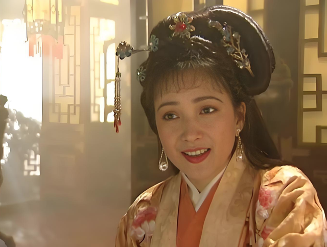 61岁何晴突然去世，黄绮珊10年前发文为其祈祷	，与许亚军育有一子