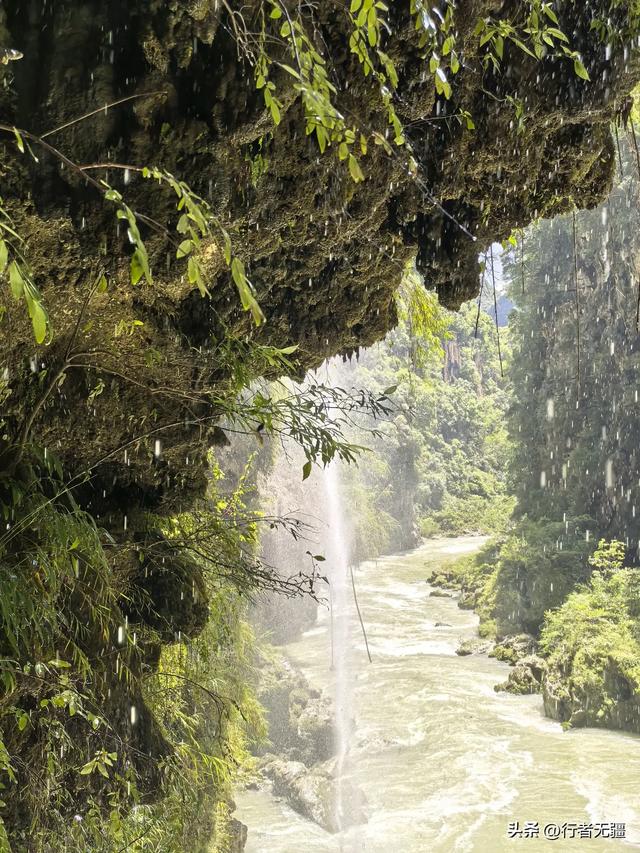多彩贵州自驾游之黔西南州兴义篇：万峰林与马岭河峡谷的山水交响