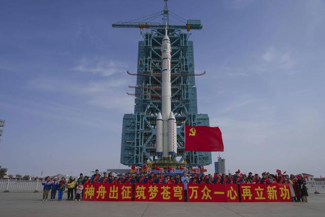 发射3天没到空间站！日本新飞船号称探月，却连主动对接都不会