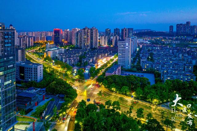 我想大渡口的夜景了