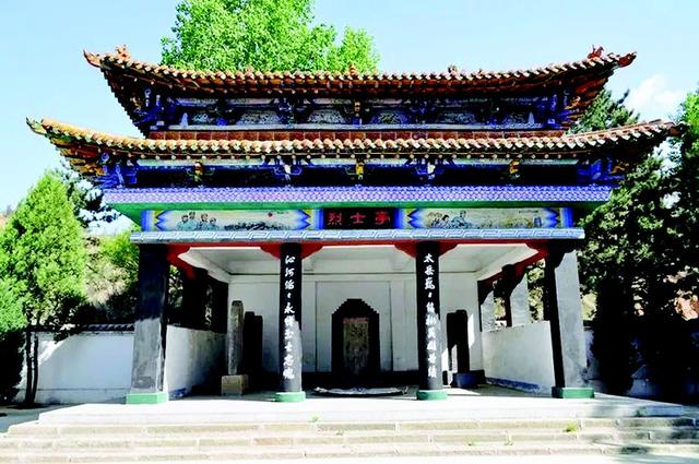 踏上“红色记忆”之旅 感悟太行精神代代相传