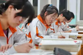 取消中考，推行12年义务教育，需要先解决三个问题图片