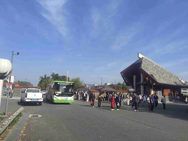 3天涌入超12万人！长春净月潭双节假期人气爆棚