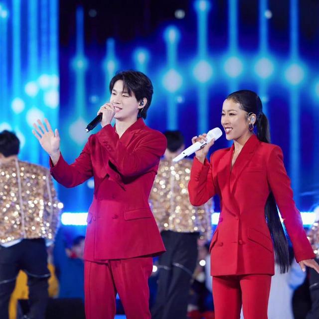 2026春晚官宣不到24小时，令人恶心的事情就发生了，还不止一件！