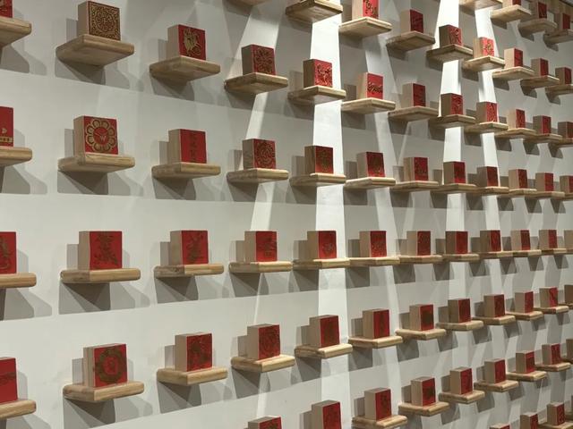 【敦煌喊你逛灯会啦！】@省内高校宝子们，这场跨越千年的光影盛宴，还有超多福利等你解锁～