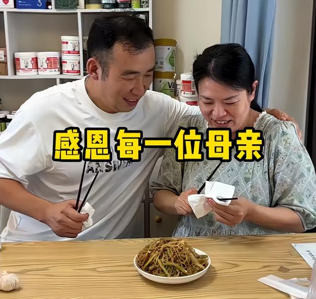 宣布退网！中国男子在巴铁8年，花千万扶贫，妻儿出事后无奈回国