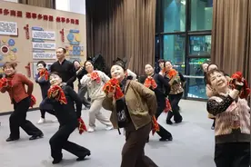 太原小店区：公益培训受追捧 课程名额被“秒抢”图片