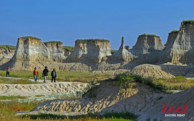 探秘大同地质“双绝”：火山群是“历史见证者”，土林是“自然魔术师”