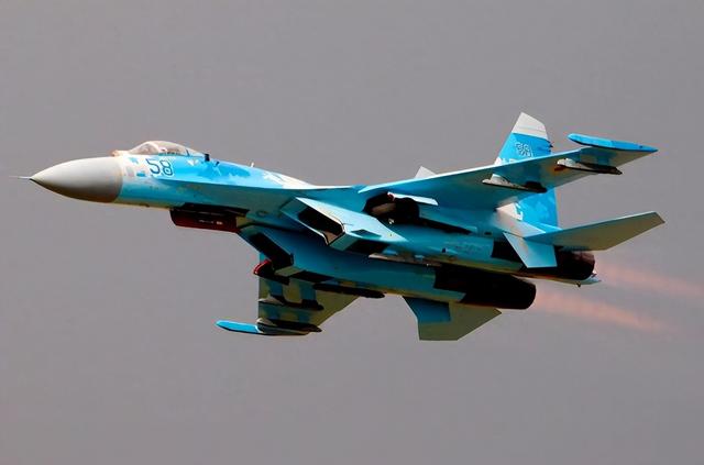攻不了也守不住？中国空军在西藏上空，被印度空军足足欺负了40年