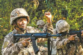 中国印尼高层见面后，解放军海陆空进入印尼，东南亚绝不能乱图片