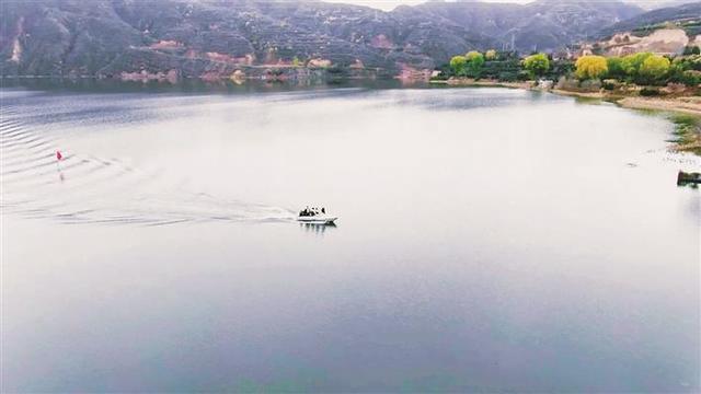 交城南堡：“一片海”激活一座村