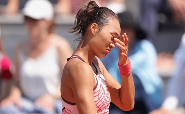 连续退赛80天，郑钦文再破天花板，让李娜和整个网坛“沉默”了